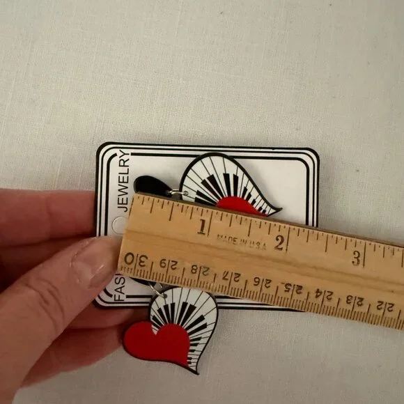 Piano Heart Earrings Black Red Music Lover Acrylic Dangle Earrings - Picture 7 of 8